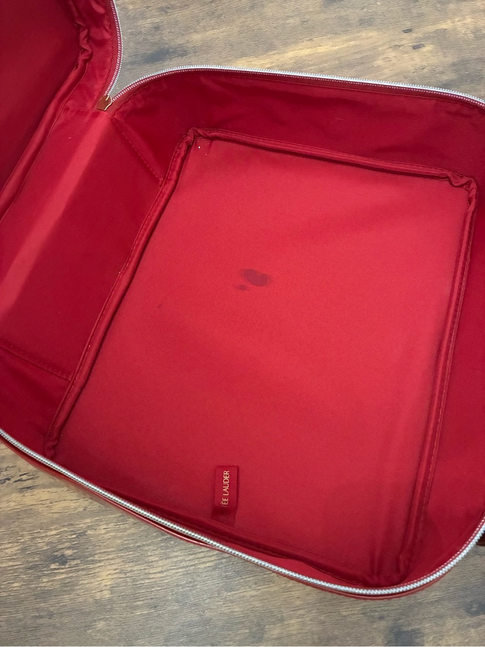 Estée Lauder Red Cosmetic Travel Bag - Picture 6 of 15
